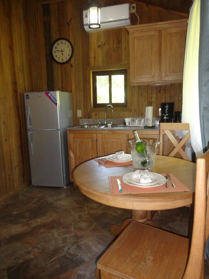 J&H Garden Cabinas Bocas del Toro Exterior foto