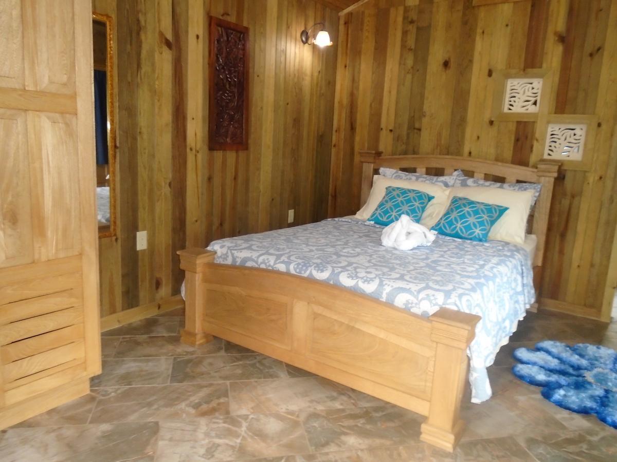 J&H Garden Cabinas Bocas del Toro Exterior foto